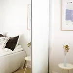 Bright Apartment Next To The King\'S Garden